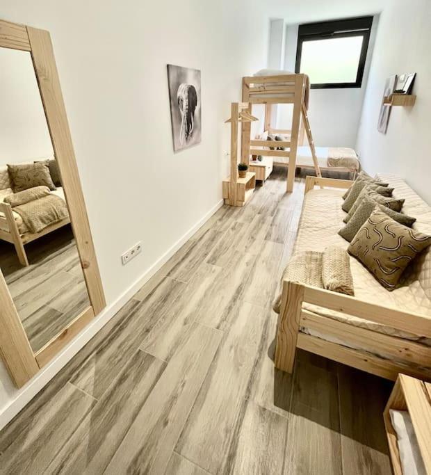 Vive V Apartment